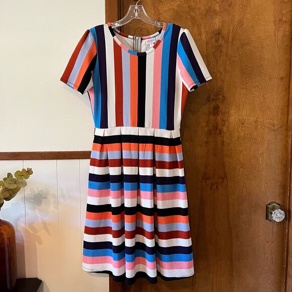 LULAROE Striped Amelia Dress Fit & Flare Short Sleeve Pockets Multicolor Women M - Picture 1 of 9